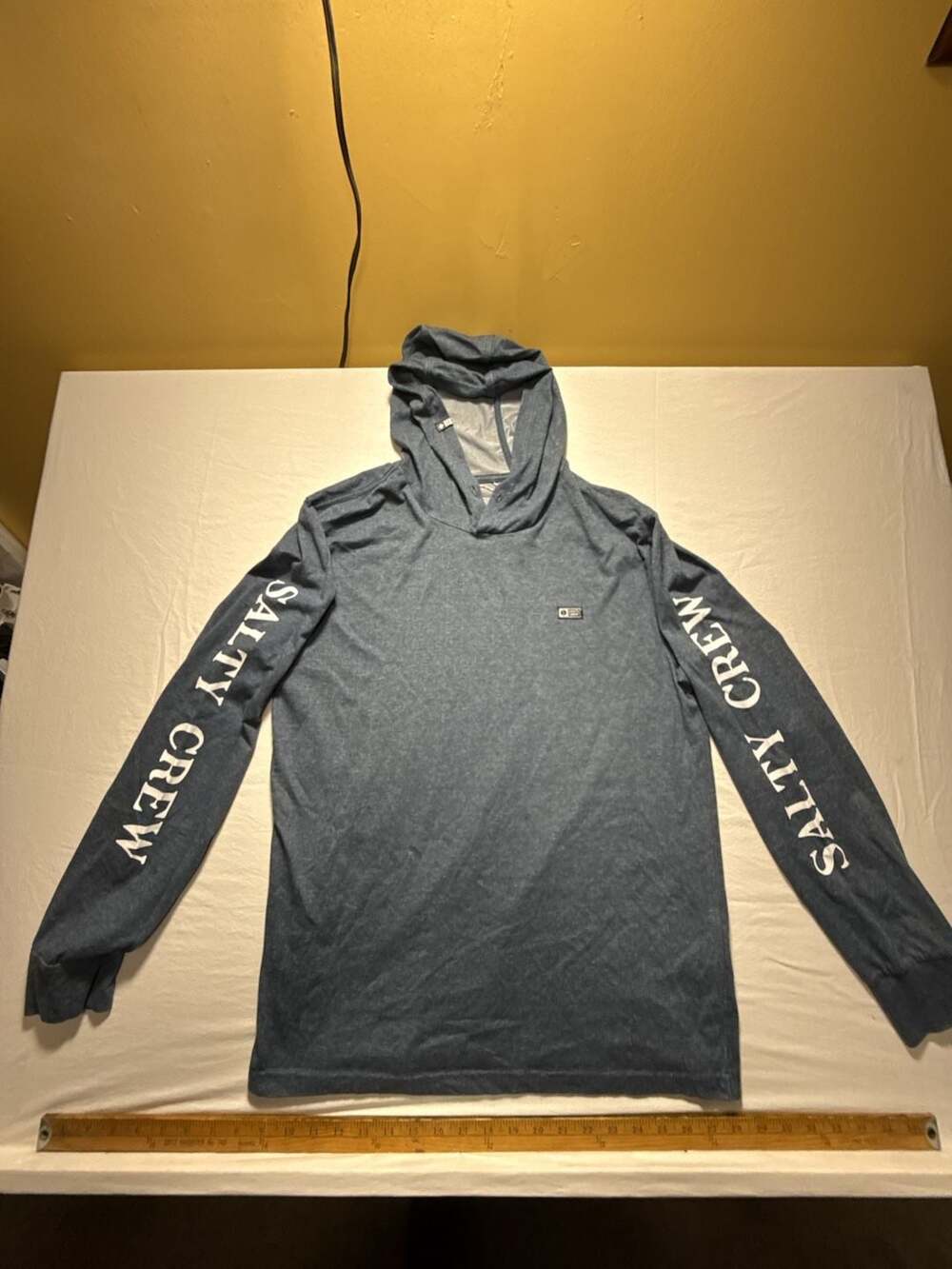 Salty Crew On Board Hood Sunshirt Size Large Blue Premium Technical Tee